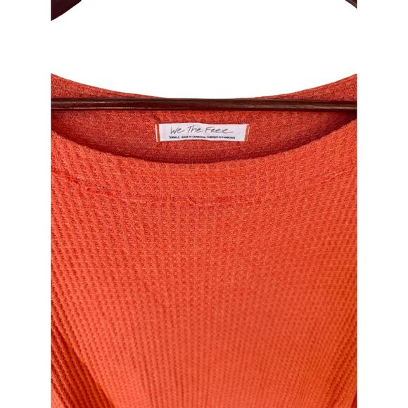 FREE PEOPLE North Shore Thermal Tunic Top Size Small Corral Orange Waffle Knit - Picture 3 of 11